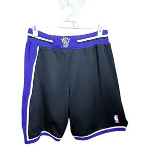 Mitchell & Ness Sacramento Kings NBA Swingman Basketball Shorts Men’s Size 40 M